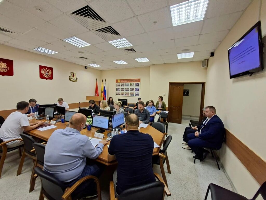 Депутаты примут участие в контроле капремонта дома №3 на ул. Пруд Ключики